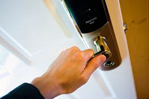 Chicago Advantage Locksmith Chicago, IL 312-809-3983 - 1a-Locksmiths