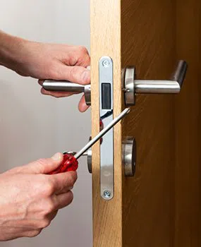 Chicago Advantage Locksmith Chicago, IL 312-809-3983 - 9a-New-Locks-Installation